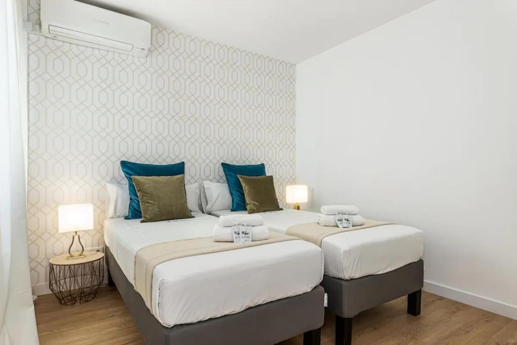 Nice Apartment Near Gran Via Val27 マドリード エクステリア 写真